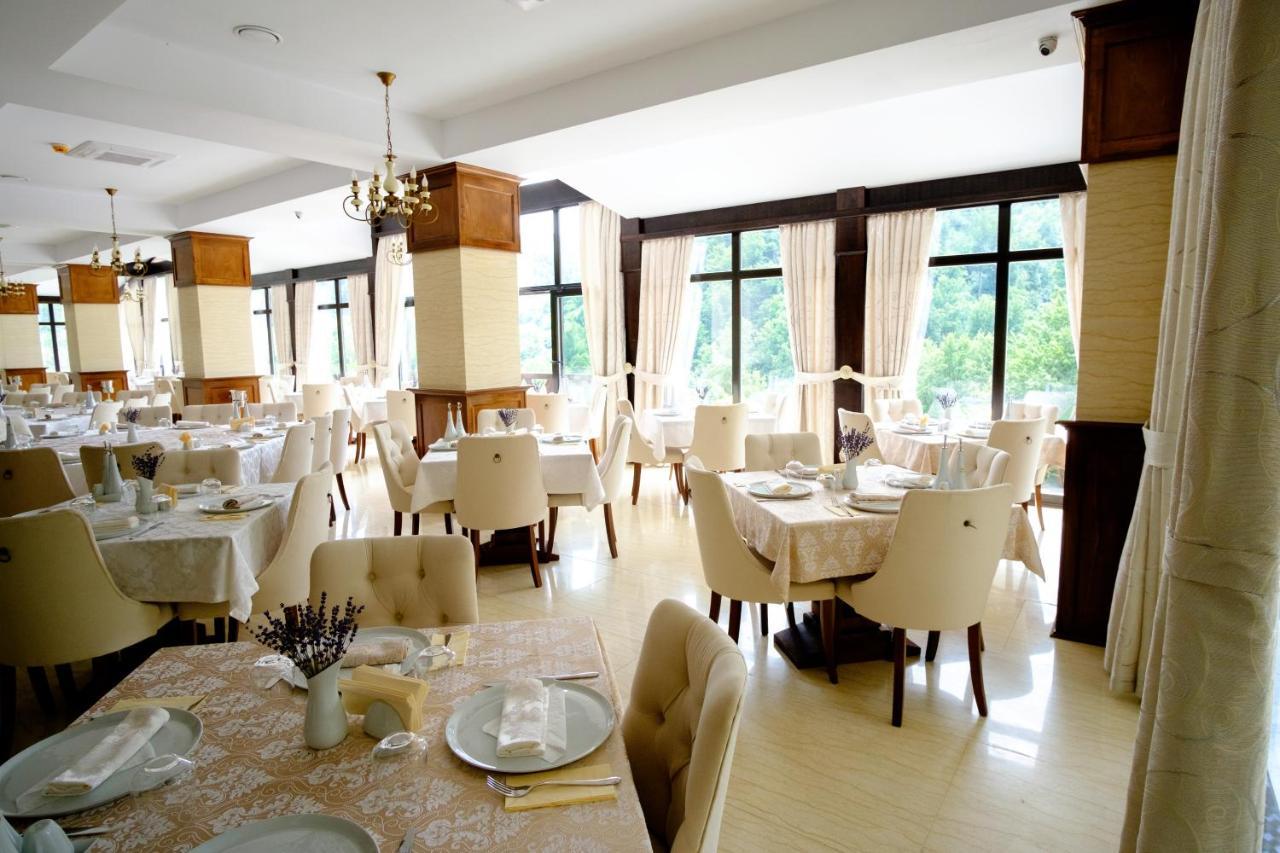 Hotel Poezia Luna Luaran gambar
